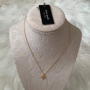 KATE SPADE Bursting Blooms Pave Daisy Pendant Necklace in Gold